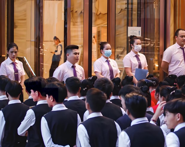 新盛科技团队会议